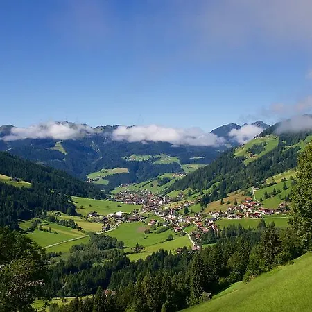 酒店 Gartenhotel Lenzenhof - Wildschoenau- Premiumcard Inclusive 3*