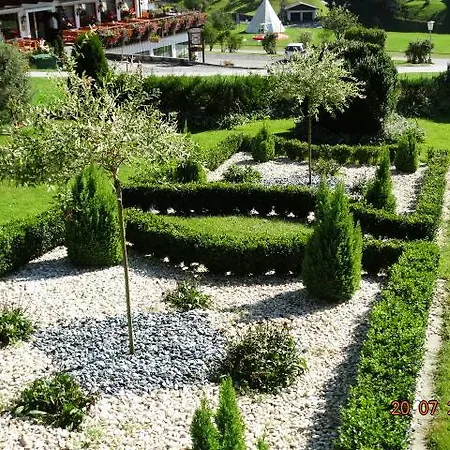 Lenzenhof Hotell Oberau