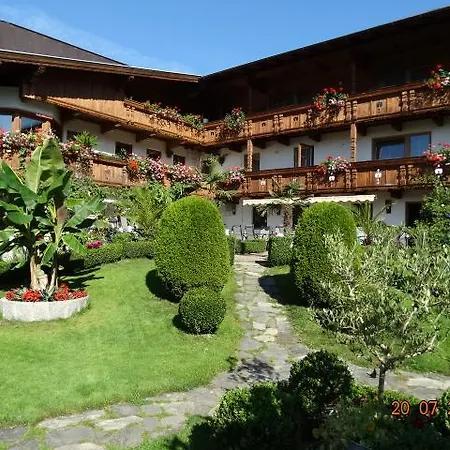 Gartenhotel Lenzenhof - Wildschoenau- Premiumcard Inclusive אובראו